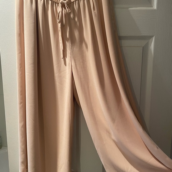 Blush pink/ cream colour. Never worn, great for summer - Picture 3 of 4